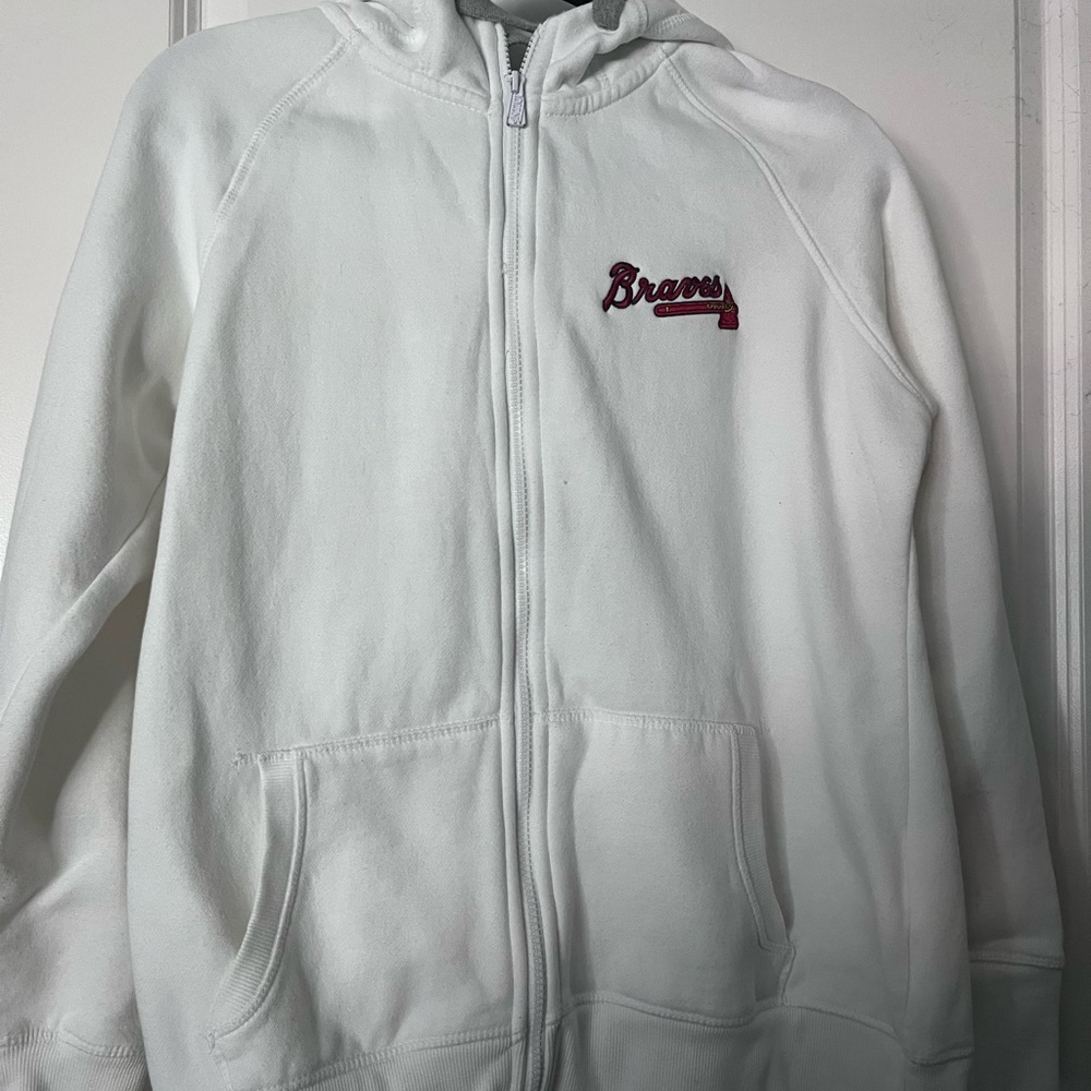 Atlanta Braves Antigua Women's Team Logo Victory Full-Zip Hoodie -